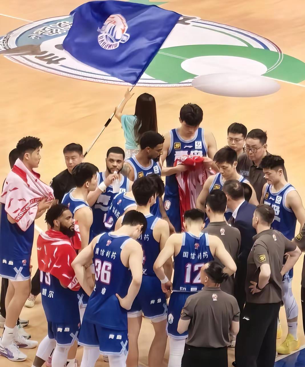 包含赛前体能课后，山东男篮再遭质疑备战CBA季后赛，态度坚定，阵容厚度经受考验的词条九游下载安装