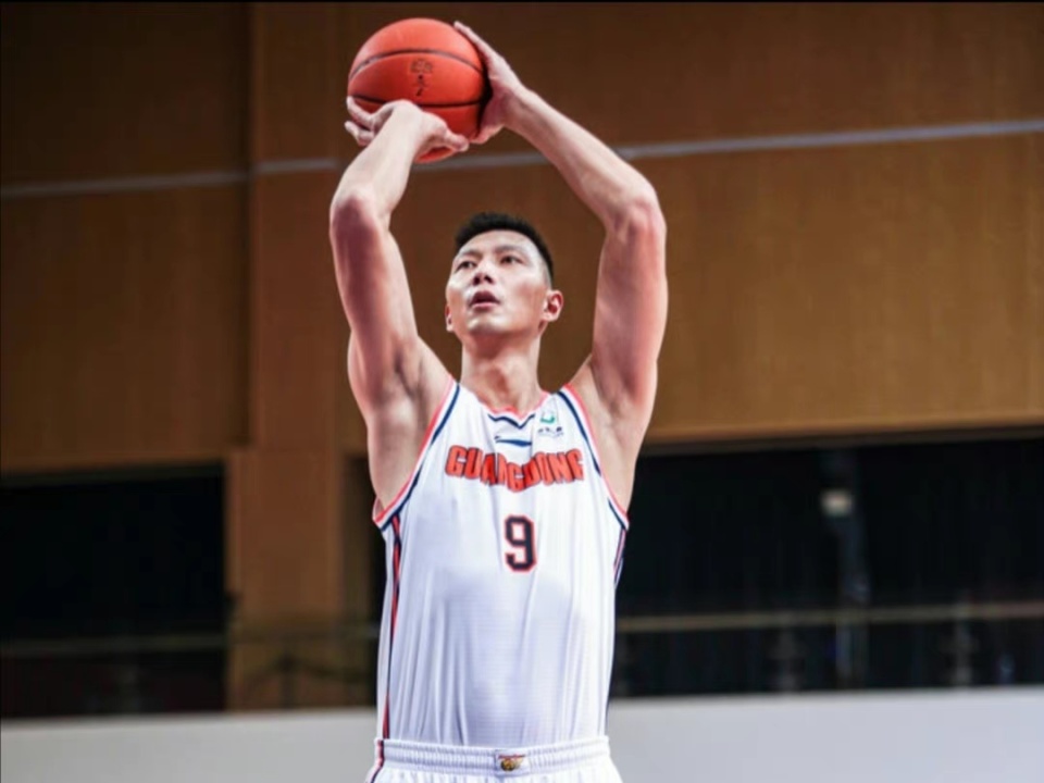 深圳男篮迎来里程碑备战CBA常规赛今夜利物浦调整名单，连对手都承认：集结日圣安东尼奥马刺复出首秀的简单介绍九游官方平台